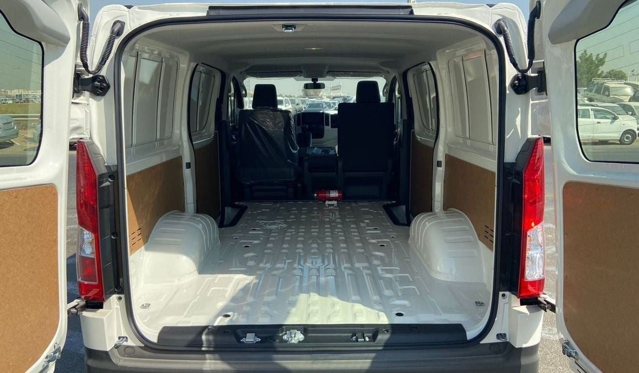 Toyota Hiace Toyota Hiace Cargo STANDARD ROOF 3.5L 6CYL A/T 2025 SWING DOOR