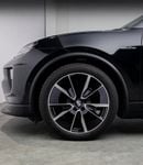 Porsche Macan 4 BEV Unlimited Kms Warranty • Low Mileage • GCC Spec