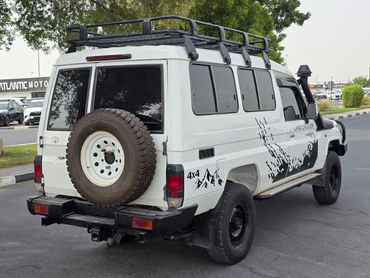 تويوتا لاند كروزر 70 LC76 HT SWB RIGHT HAND 3 DOORS HARDTOP 2014 MODEL V8 DIESEL MANUAL GEAR