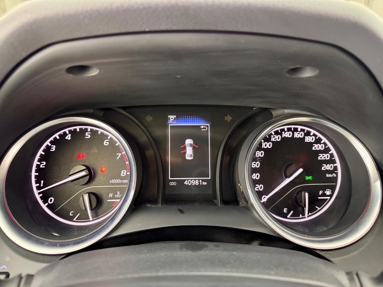 Toyota Camry SE 2.5L (204 HP)