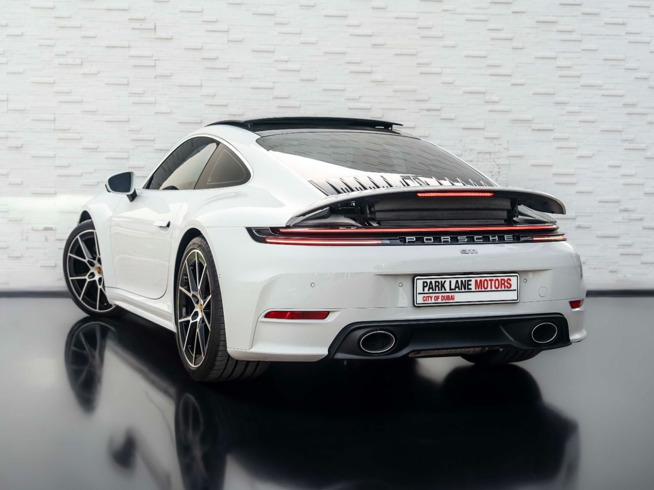Porsche 911 CARRERA