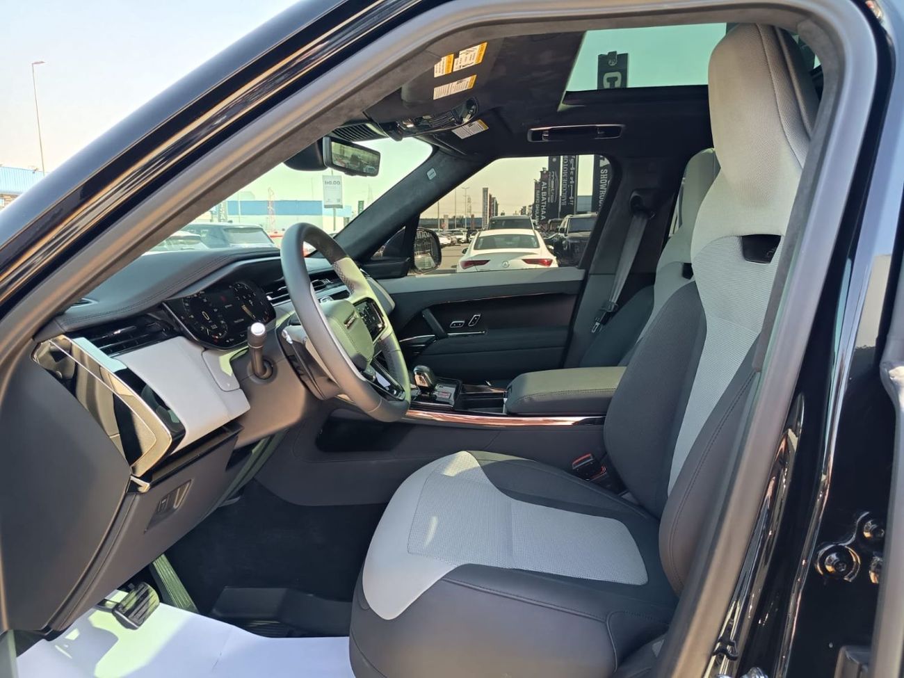 Land Rover Range Rover SV LWB P615