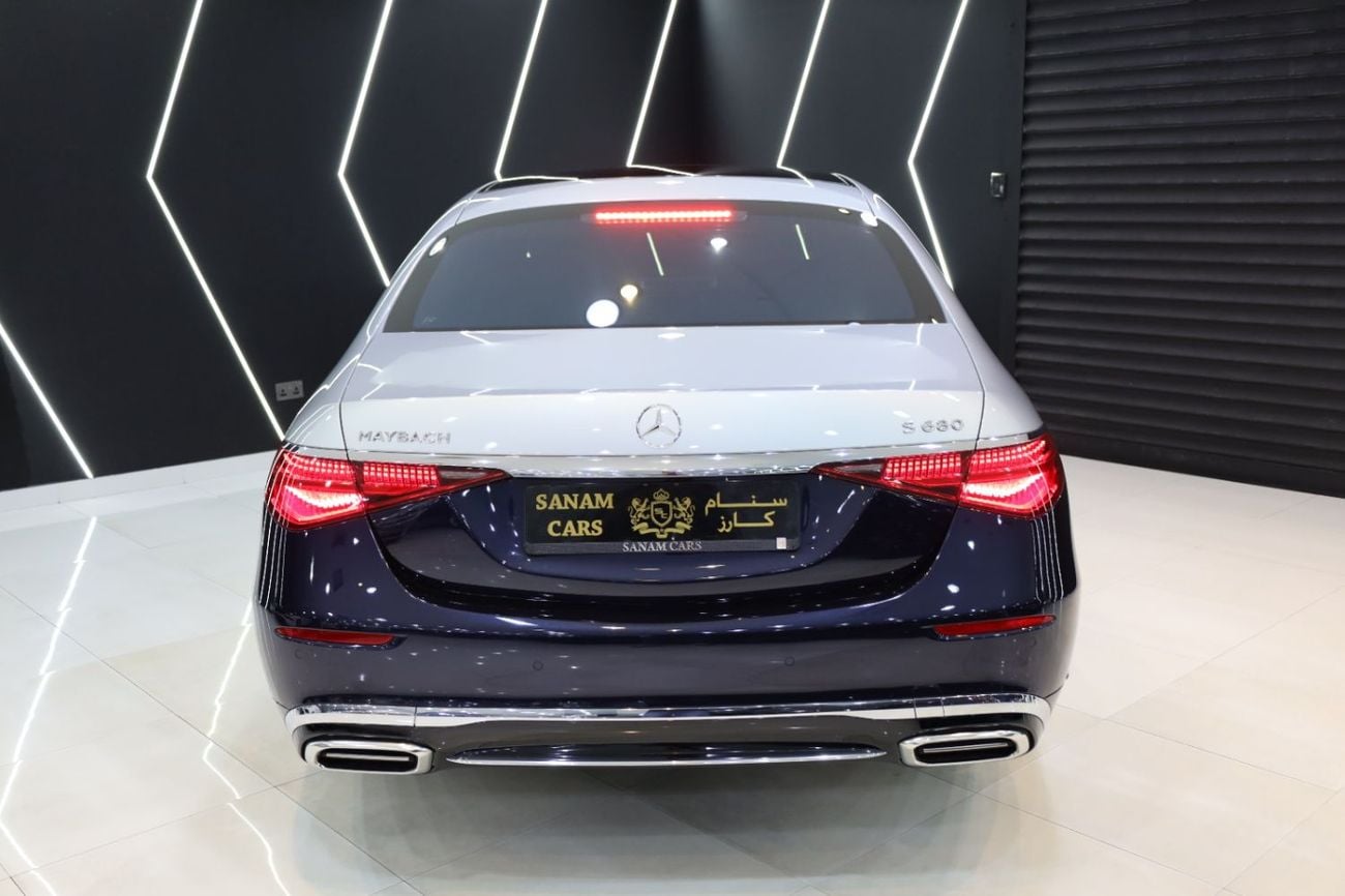 Mercedes Maybach S680 Maybach Two-Tone, Executive Rear Seat Package, Gargash Warranty + Service!!
