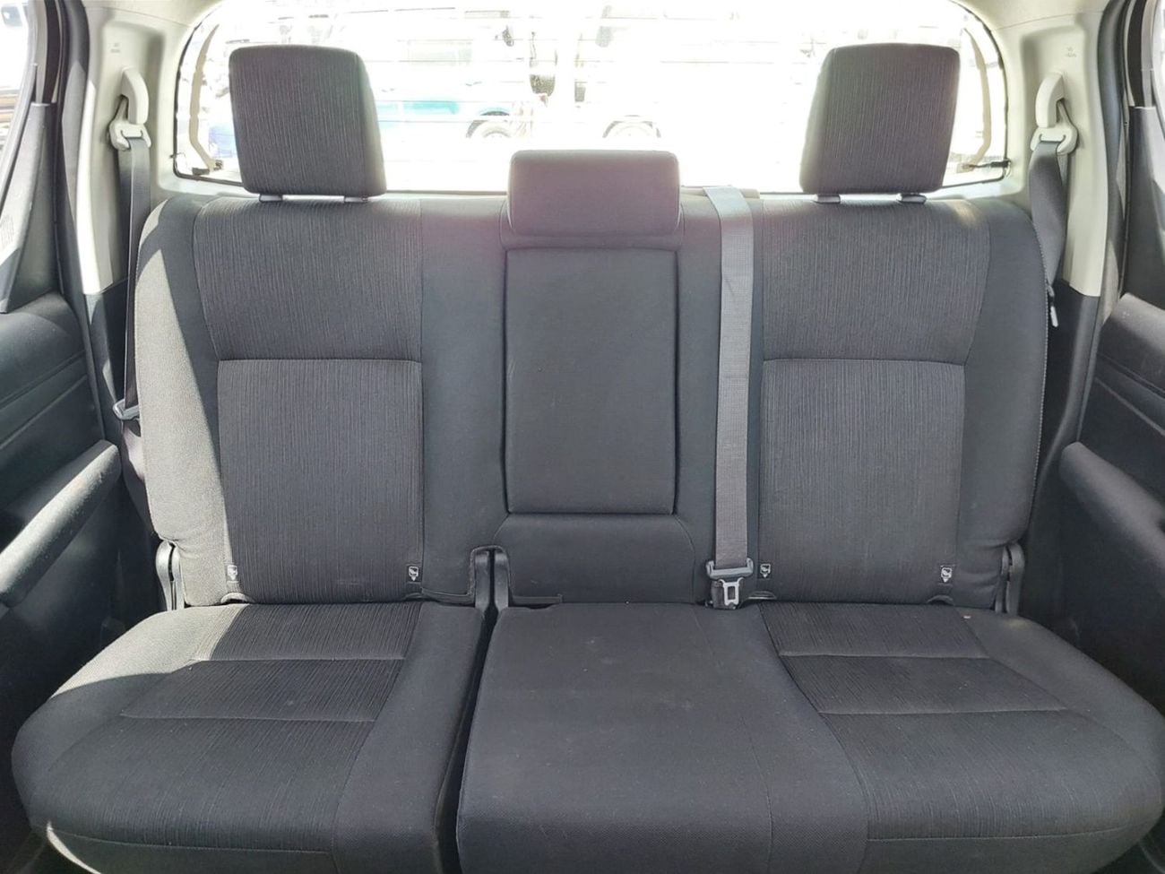 تويوتا هيلوكس TOYOTA HILUX PICKUP RHD 2018 MODEL 2.8 L DIESEL AUTOMATIC(PM16990)