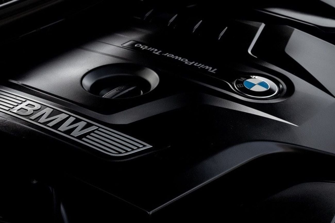 BMW 520i TARGA 4S BMW 5 Series 520 2019 GCC specs for 1,171.00 AED monthly