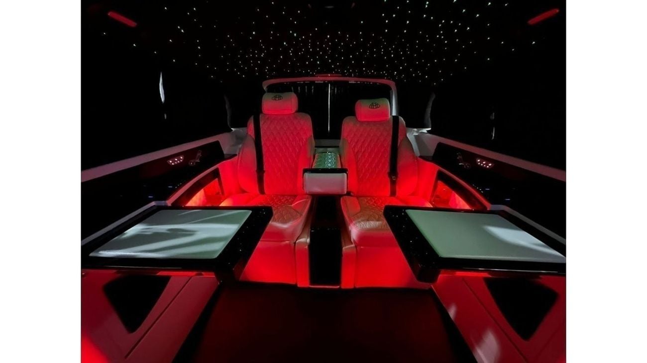 مرسيدس بنز فيانو 2023 Mercedes Benz V250 Maybach, Mar 2025 AAA Warranty, Mar 2027 GTA Service Pack, Full Options, GCC