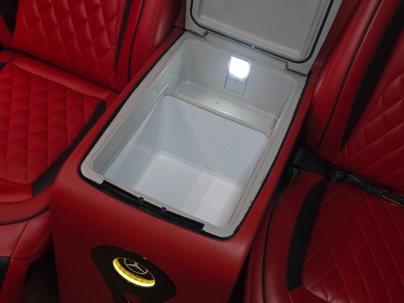 Mercedes-Benz Sprinter MERCEDES SPRINTER 2015 GCC  // VIP SEATS // GOOD CONDITION // TV // FULL OPITION