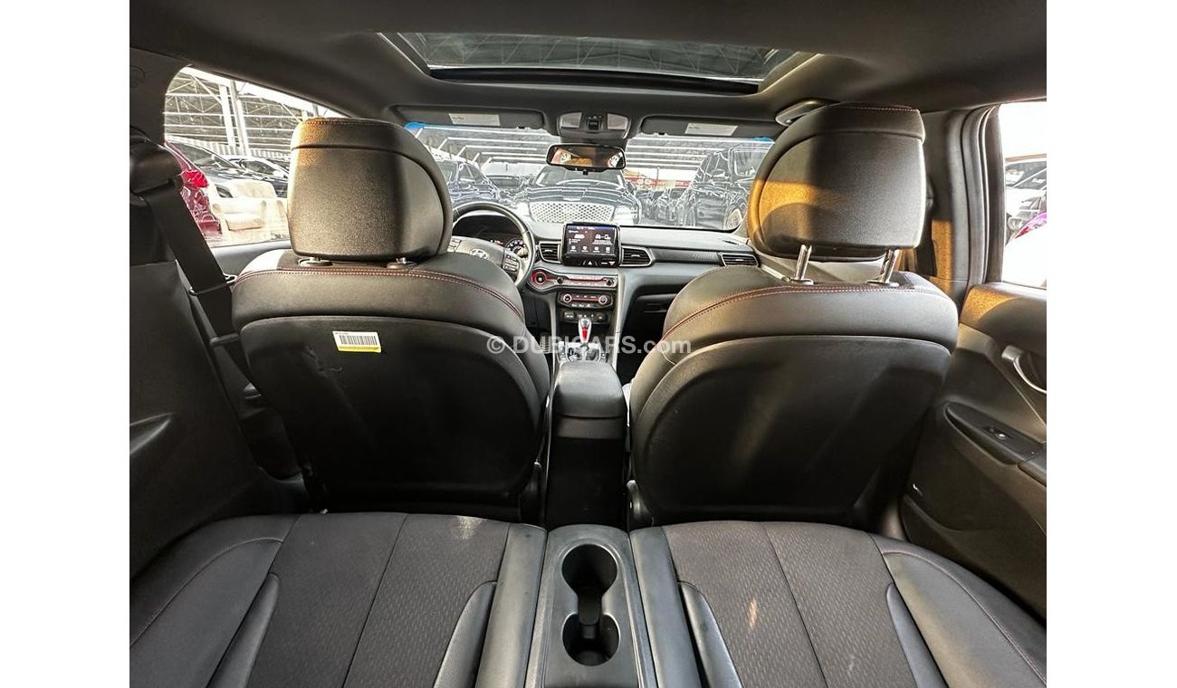 Hyundai Veloster Turbo