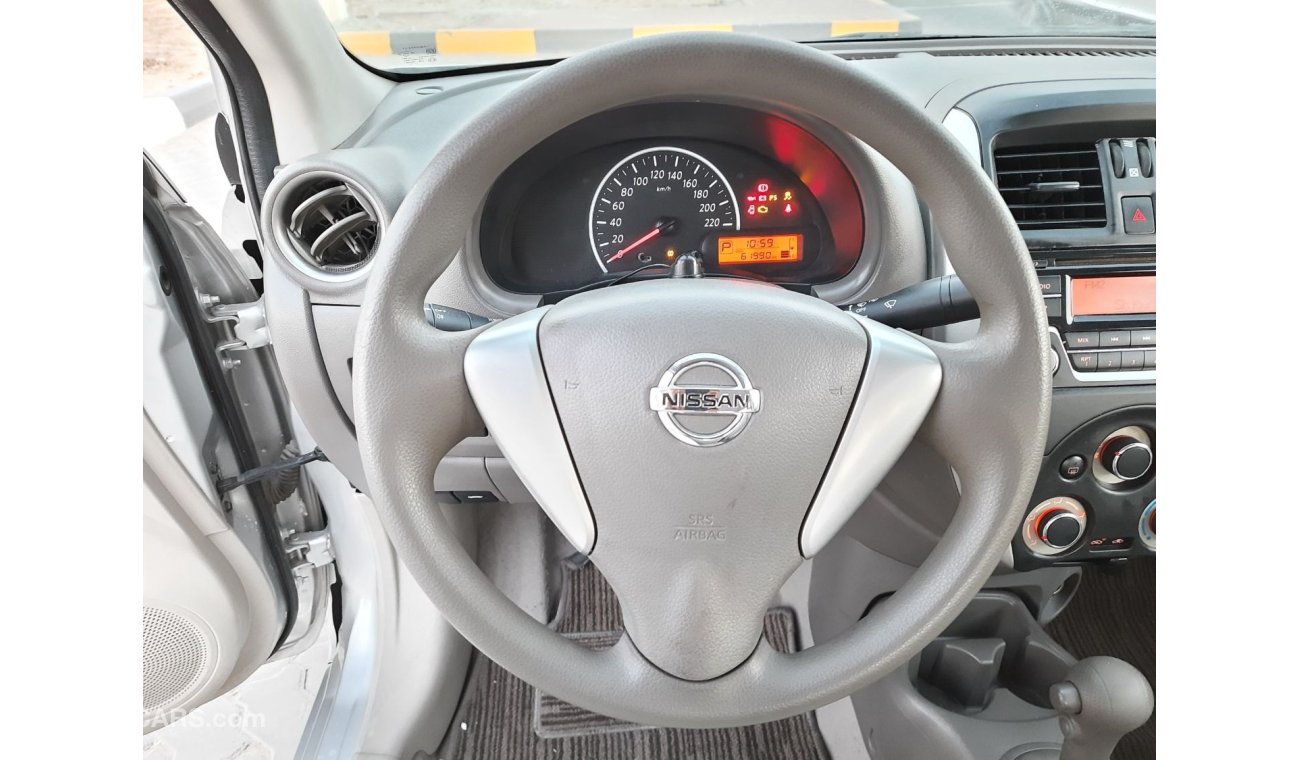 Nissan Sunny Nissan Sunny 2018 gcc very celen car Full automatic