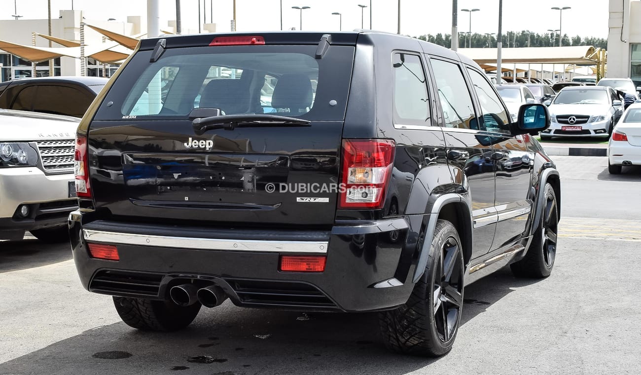 Jeep Grand Cherokee SRT8