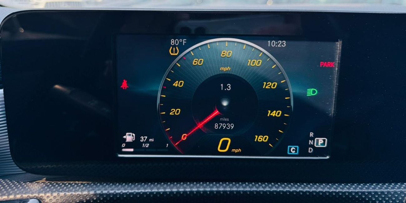 مرسيدس بنز A 220 STD (NON GCC)