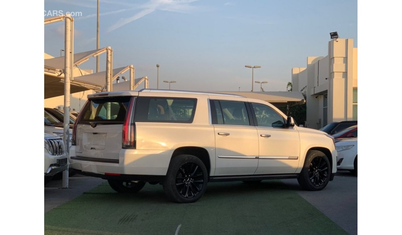 Cadillac Escalade ESV Premium