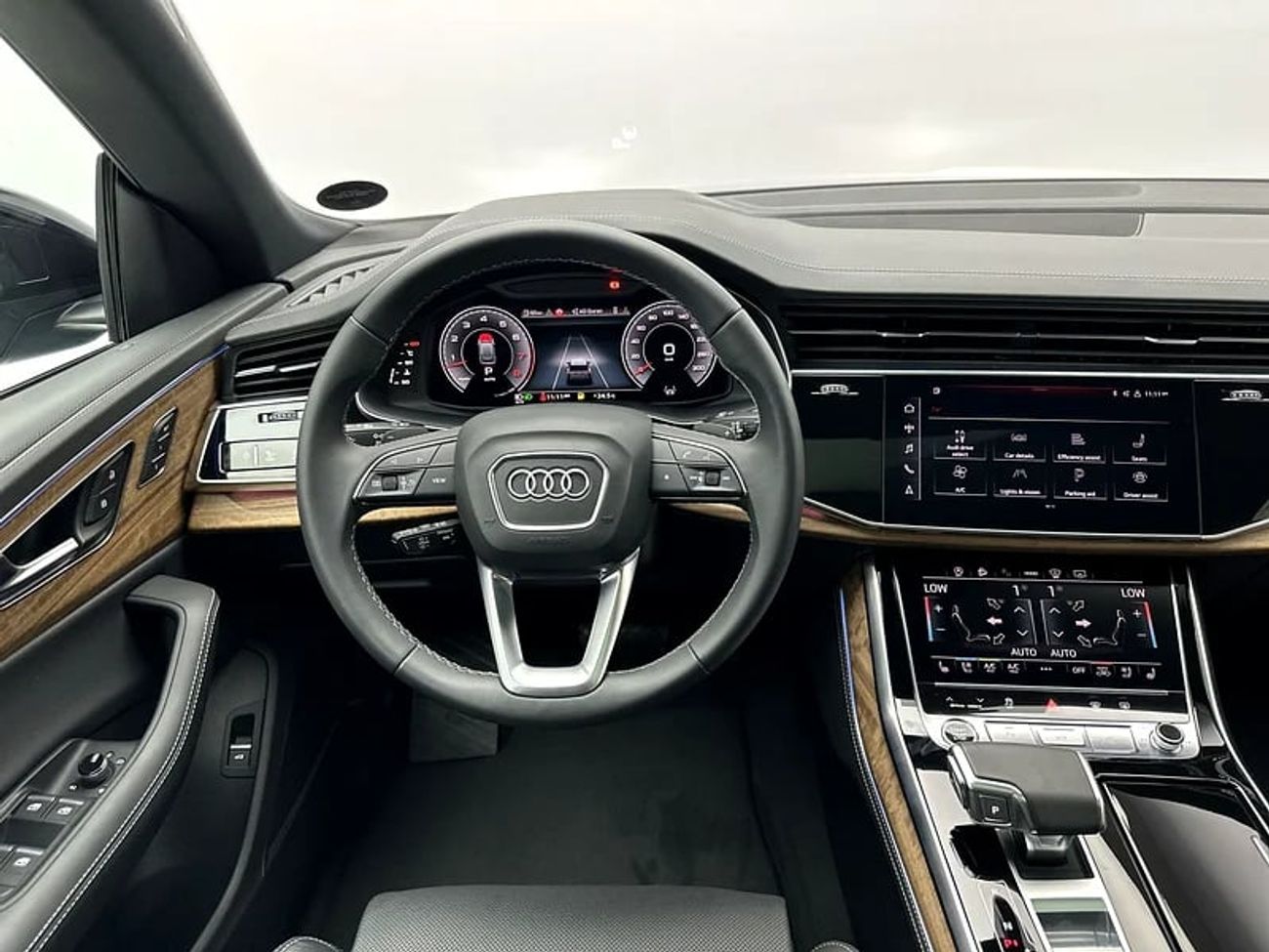 Audi Q8 55 TFSI quat 340hp Luxury (Ref# 020190)