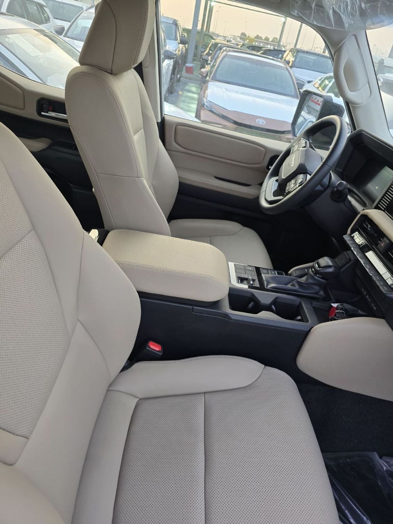 تويوتا برادو TOYOTA PRADO FULL OPTION PETROL 2025 MODEL