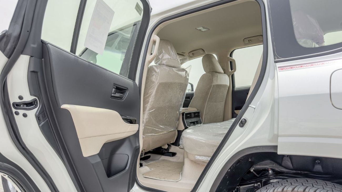 Toyota Land Cruiser GXR 2026 Toyota Land Cruiser GXR 3.3L AT Diesel (White-Beige) Basic
