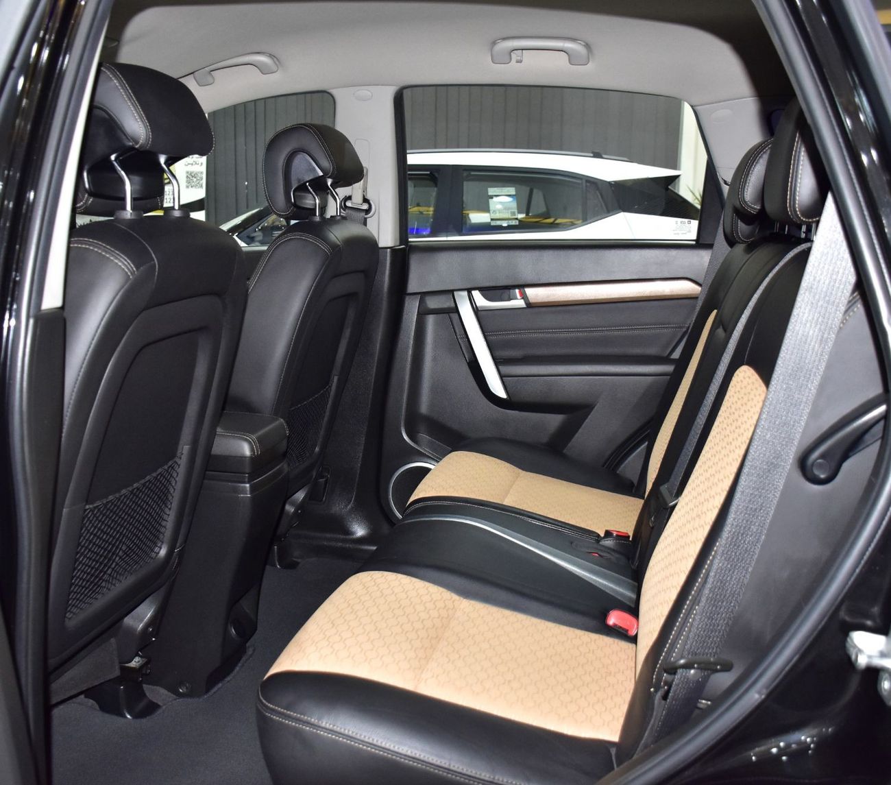 شيفروليه كابتيفا EXCELLENT DEAL for our Chevrolet Captiva LT ( 2017 Model ) in Black Color GCC Specs