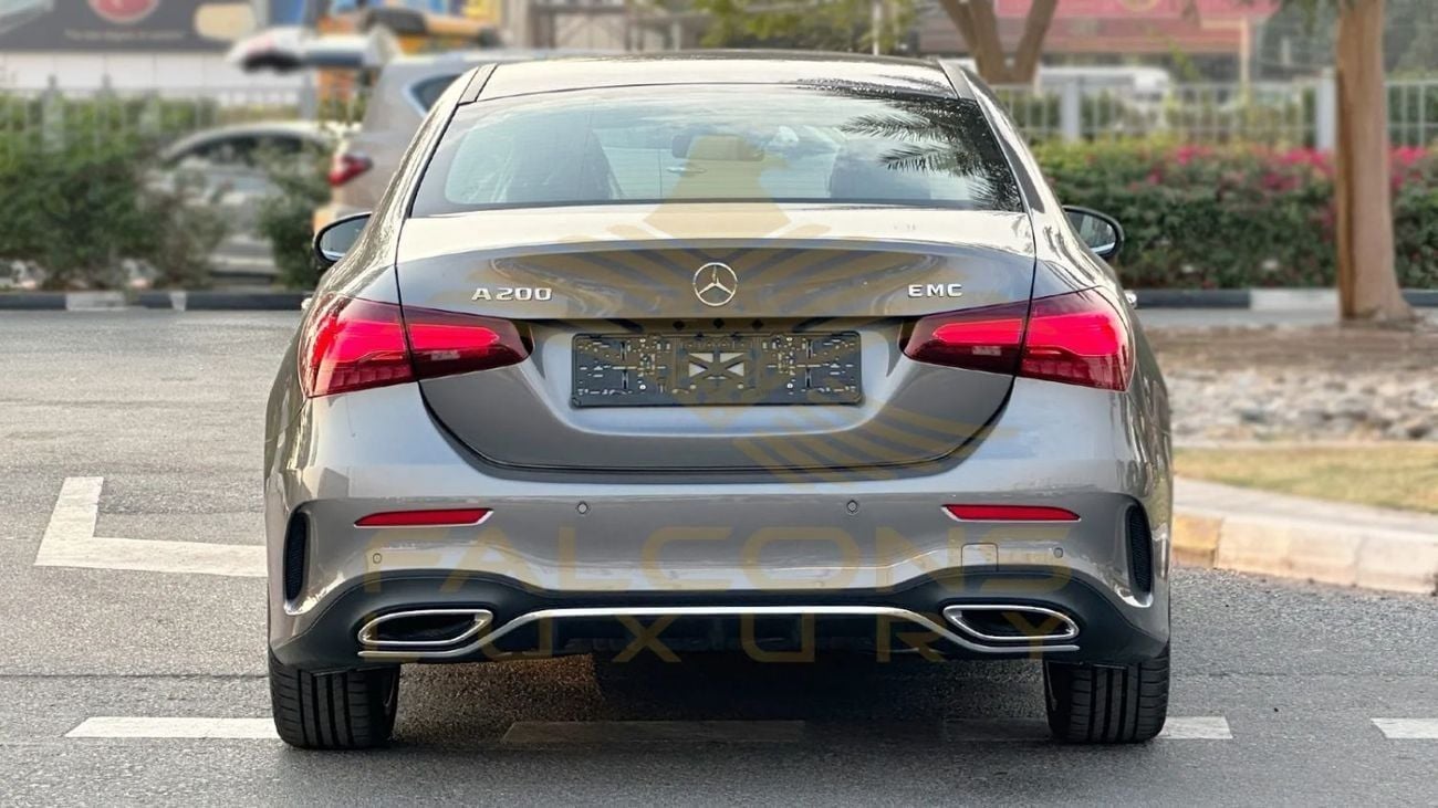 مرسيدس بنز A 200 AMG  2026 GCC DEALER WARRANTY AMG Package