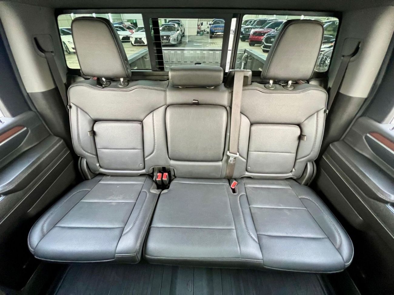 GMC Sierra GMC Sierra Denali HD v8 6.6 full option warranty one year