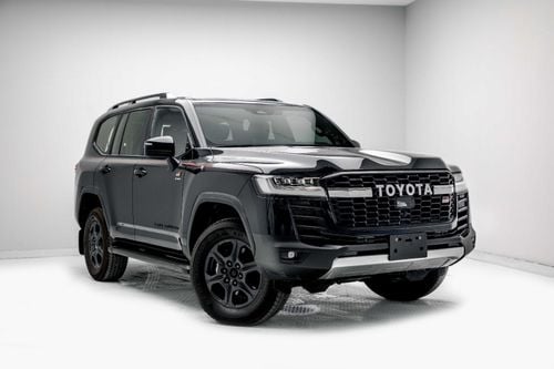 Toyota Land Cruiser LC300 GR-Sport 3.5L Hybrid - Attitude Black Inside GRS Black and Dark Red | Export