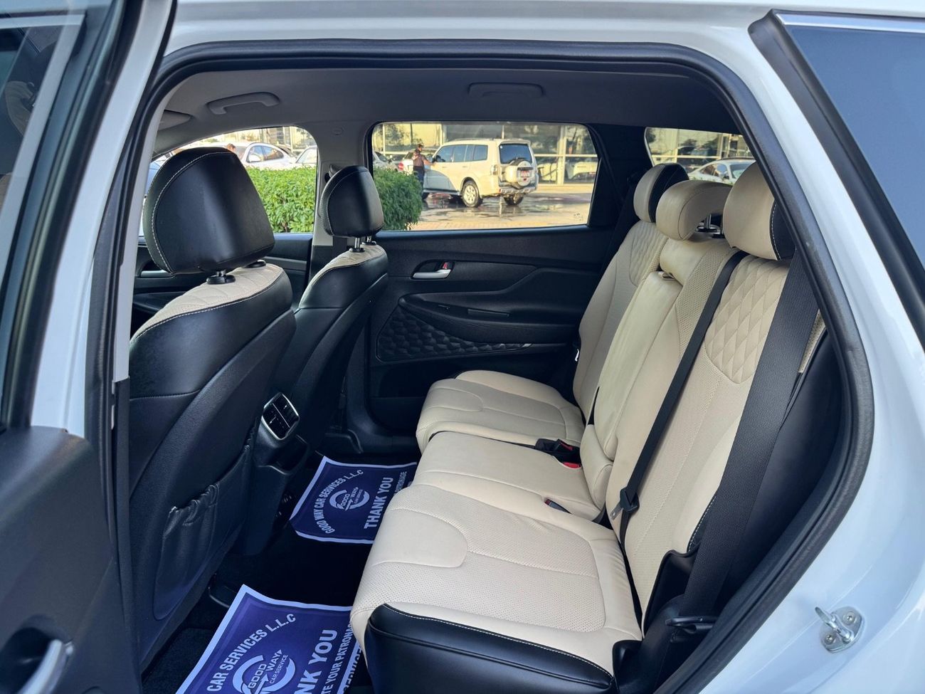 Hyundai Santa Fe 2019 2.4/V4 BASIC LEATHER SEATS CANADA SPEC