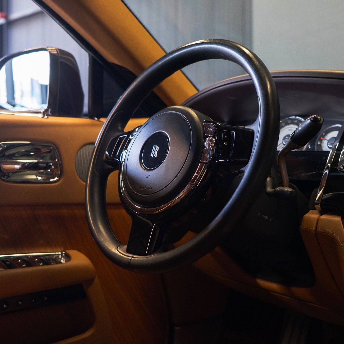 Rolls Royce Wraith STD AED 349,950 • Rolls-Royce Wraith  • 1 Year Warranty