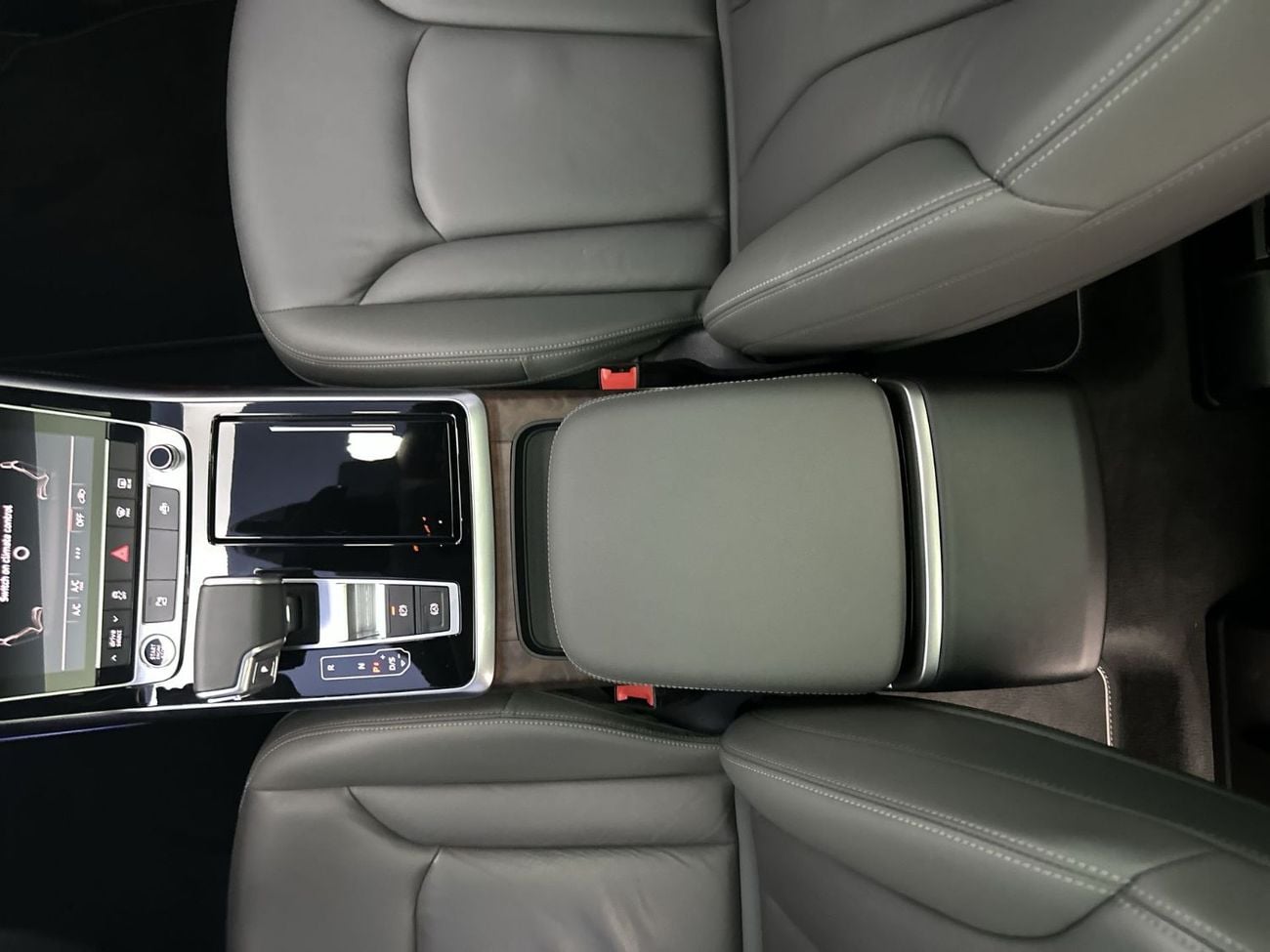 Audi Q7 55 TFSI quattro S-Line 3.0L 340hp (Ref# 21971)