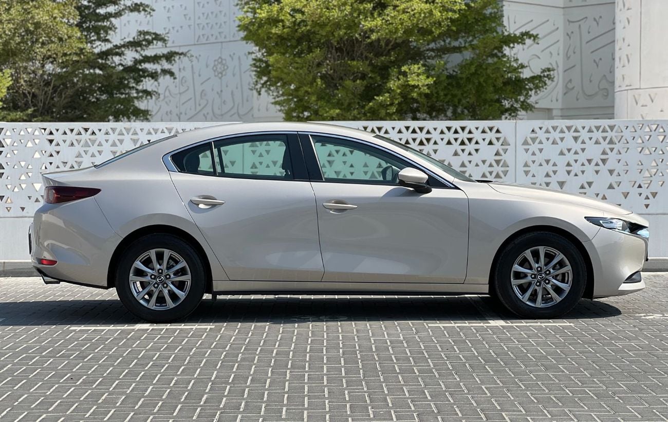 Mazda 3 SELECT