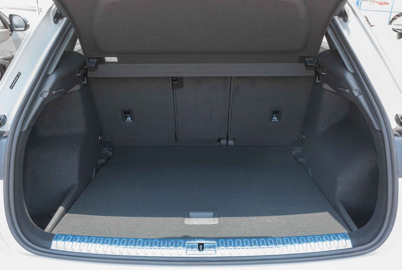 أودي Q3 Audi Q3 TFSI 35 S Line 1.5 Turbo White