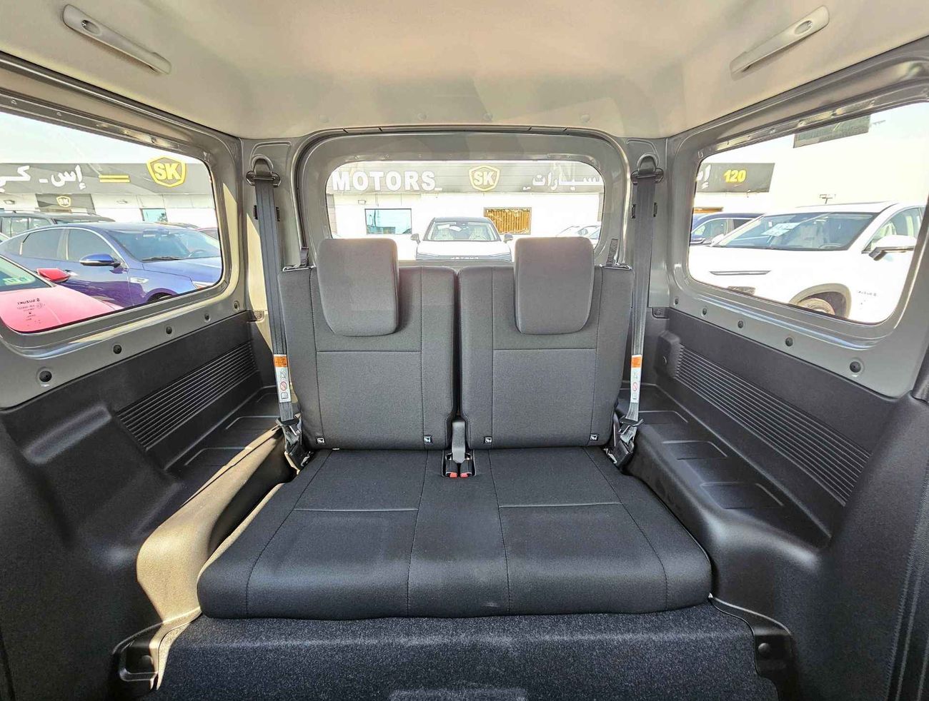 Suzuki Jimny 1.5L  PETROL / A/T / GL ALL GRIP OFF ROAD / DOUBLE TONE / 4WD (CODE # JY15GL)