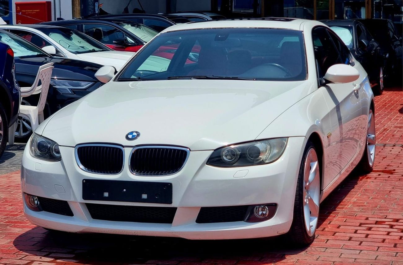 بي أم دبليو 320 i Coupe E 90 2009 GCC