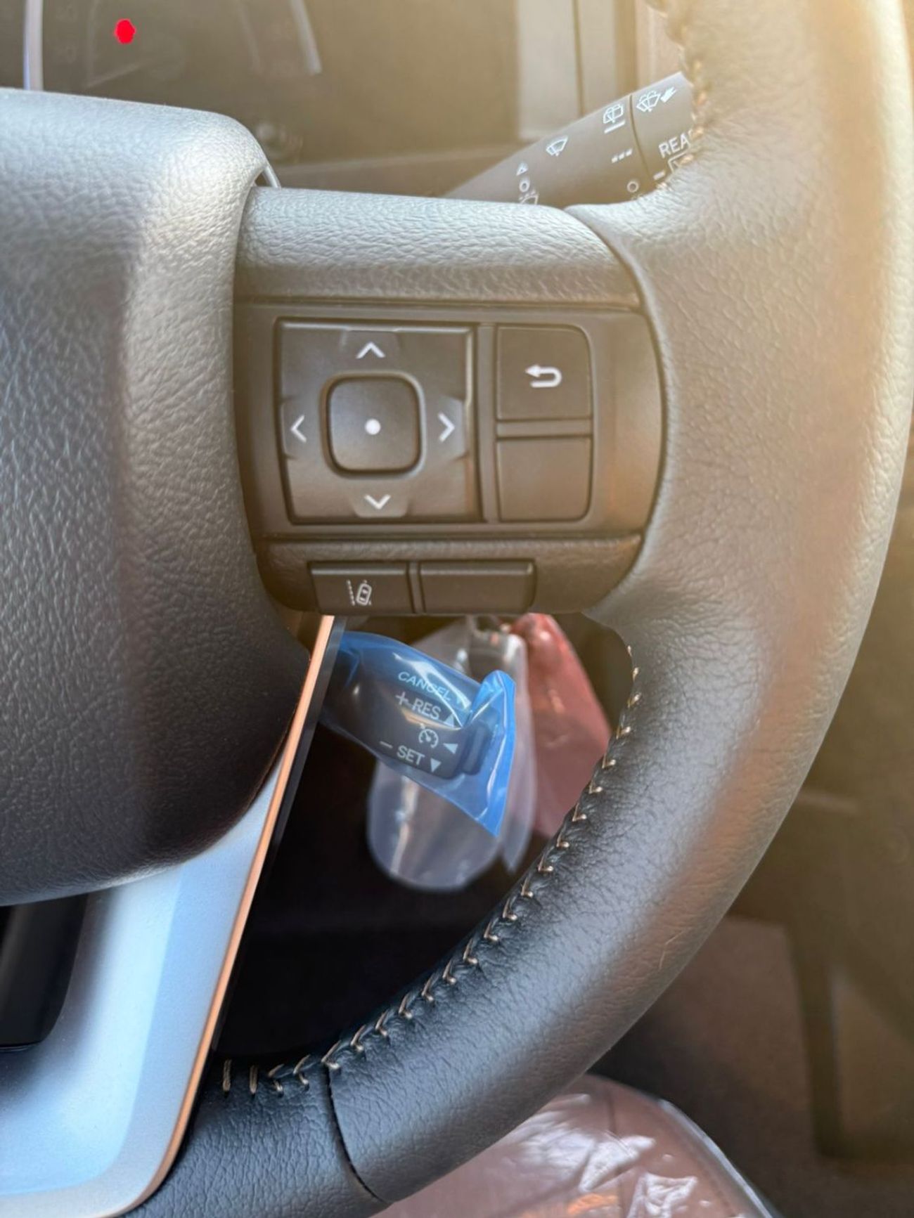 تويوتا لاند كروزر 70 TOYOTA LC76 HARDTOP 2.8L DIESEL TURBO 5 DOORS FULL OPTION 2025 MODEL