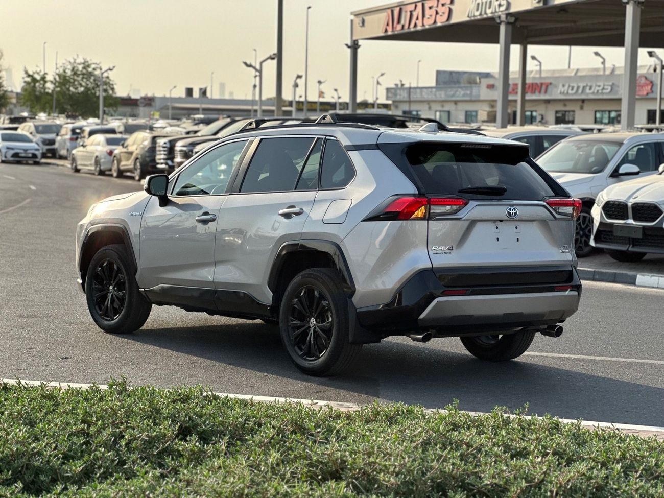 تويوتا راف ٤ Hybrid SE Push start 2022