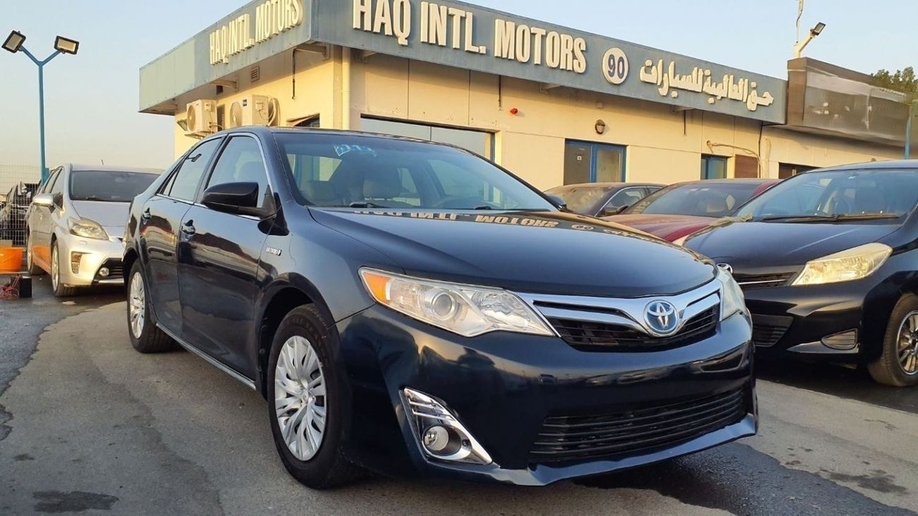 Toyota Camry Toyota Camry LE Hybrid