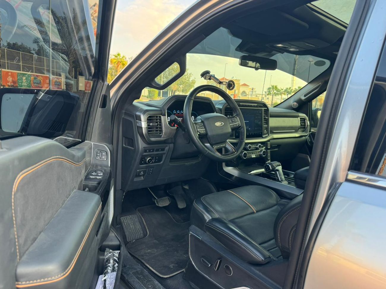 فورد F 150 3.5L PowerBoost Hybrid V6 Super Crew Platinum