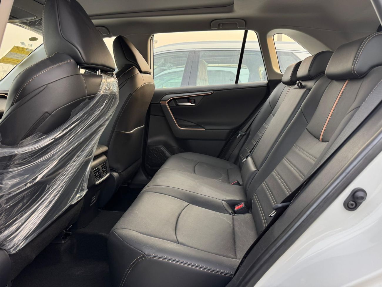 تويوتا وايلدلاندر Luxury 2.0L Petrol (2WD) 2025 Export Price @ 88,500 AED