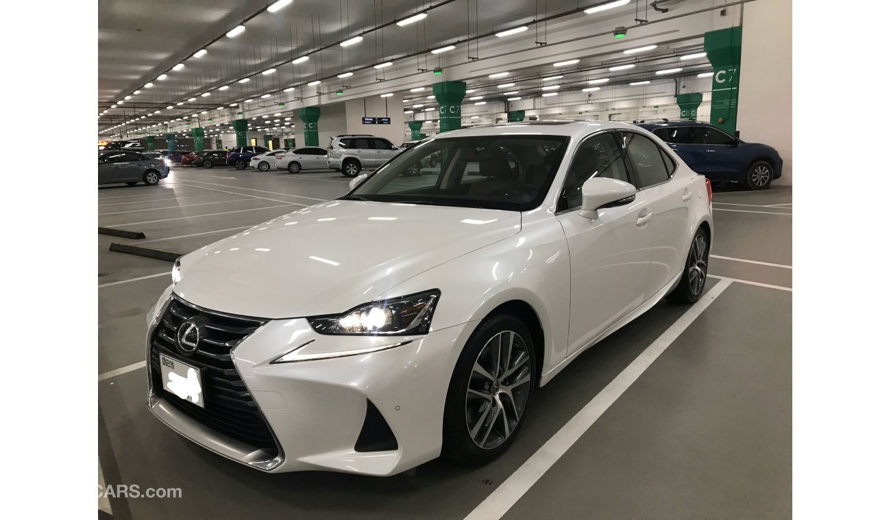 Lexus IS300 Premiere