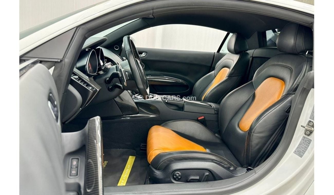 Audi R8 V10 Plus 2013 Audi R8 Carbon Edition V10, Service History, Low Kms, GCC