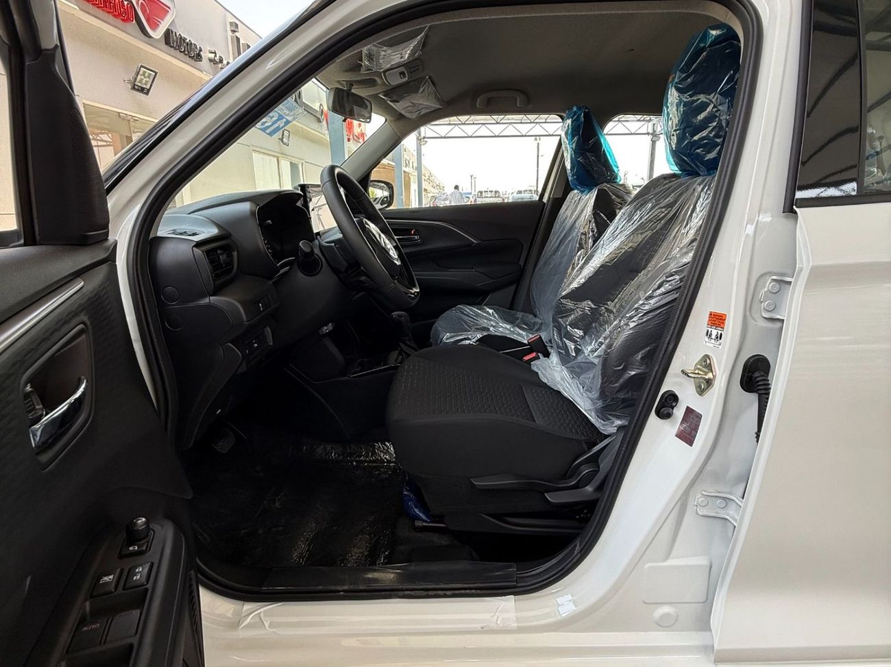 سوزوكي سويفت SWIFT 1.2 GLX 2-tone **EXPORT ONLY**التصدير فقط خارج الخليج**