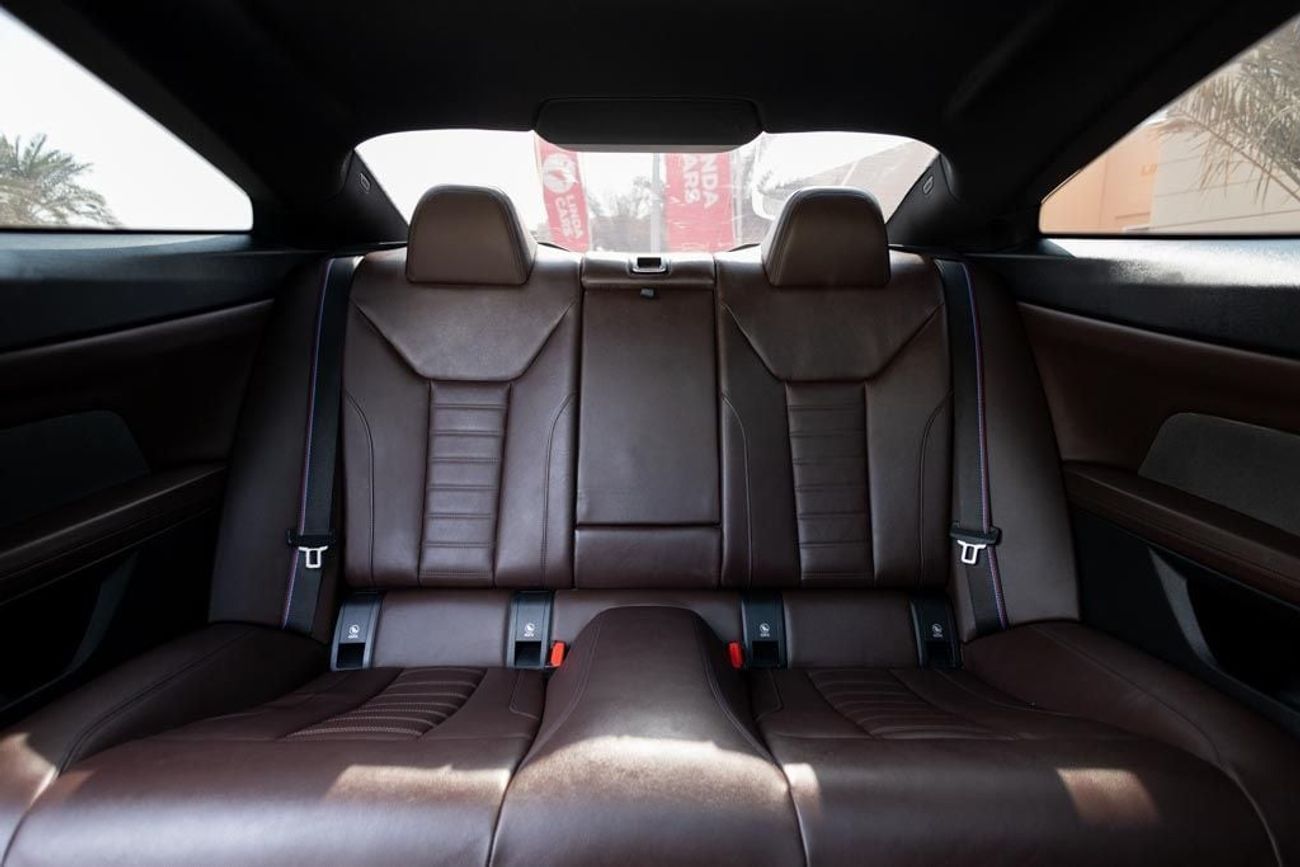 BMW 430i M Sport 2.0L BMW 430i M-Sport 2022 GCC under Agency Warranty and Service Contract with Flexible Down