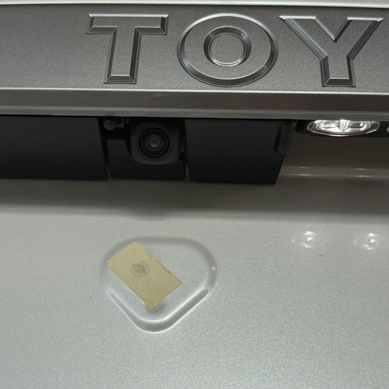 Toyota Prado 2.8 DIESEL SUNROOF **EXPORT ONLY**التصدير فقط خارج الخليج**