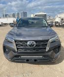 تويوتا فورتونر right hand drive diesel 2.8 liter