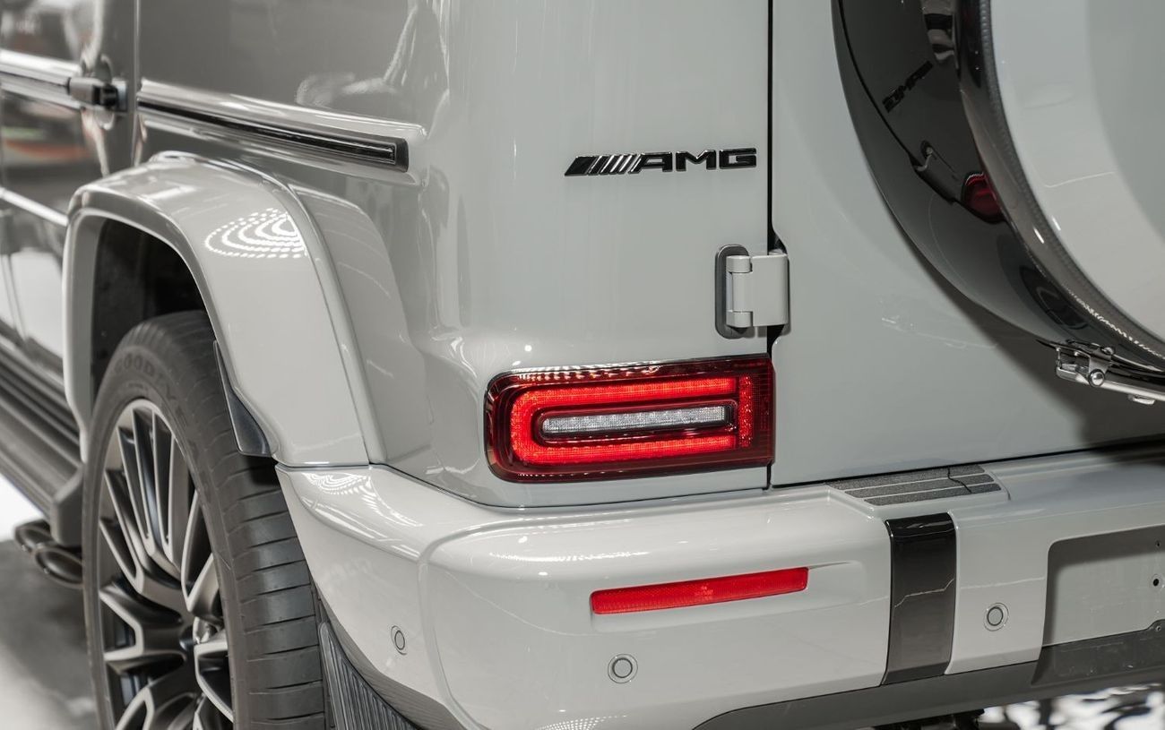 Mercedes-Benz G 63 AMG (GCC) Double Night Package / Full Carbon Fiber / + 10% For local Registration