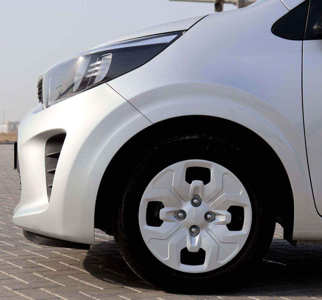 كيا بيكانتو كيا بيكانتو 1.2 لتر موديل 2023 خليجي بحالة ممتازة بدون حوادث 581 شهرياً