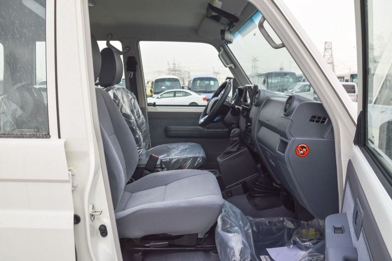 Toyota Land Cruiser TOYOTA LAND CRUISER 76 SERIES 4.0L V6 4WD 5DOOR SUV 2024 | REAR CAMERA | 10 INCH DISPLAY | D