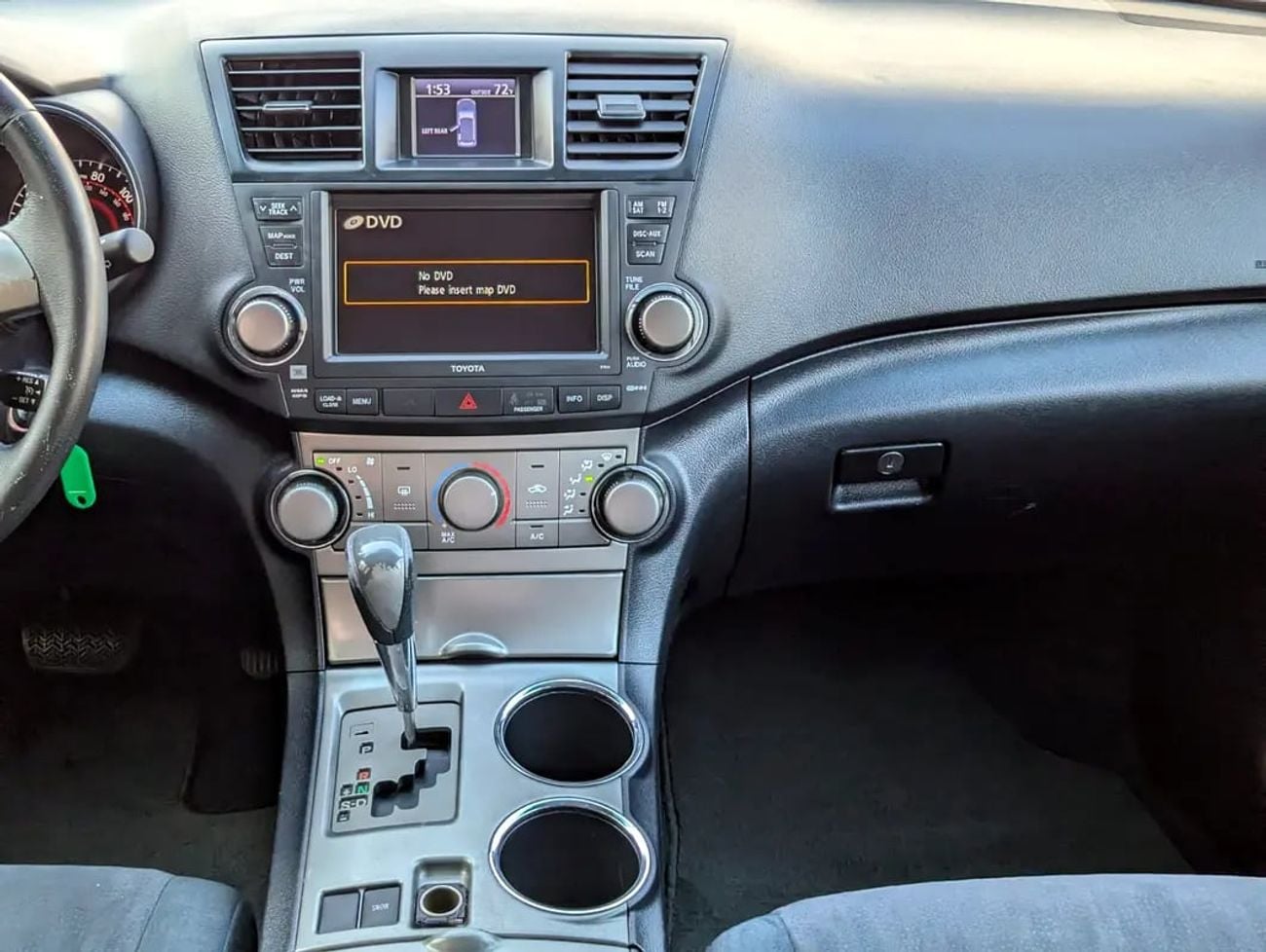 تويوتا هايلاندر V6 | 3.5L V6 | Spacious &amp; Reliable Family SUV