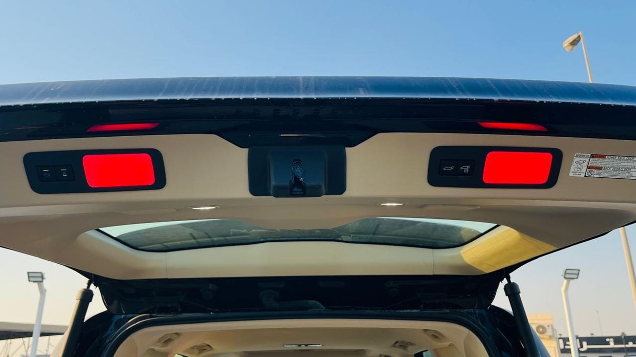 تويوتا لاند كروزر VXR