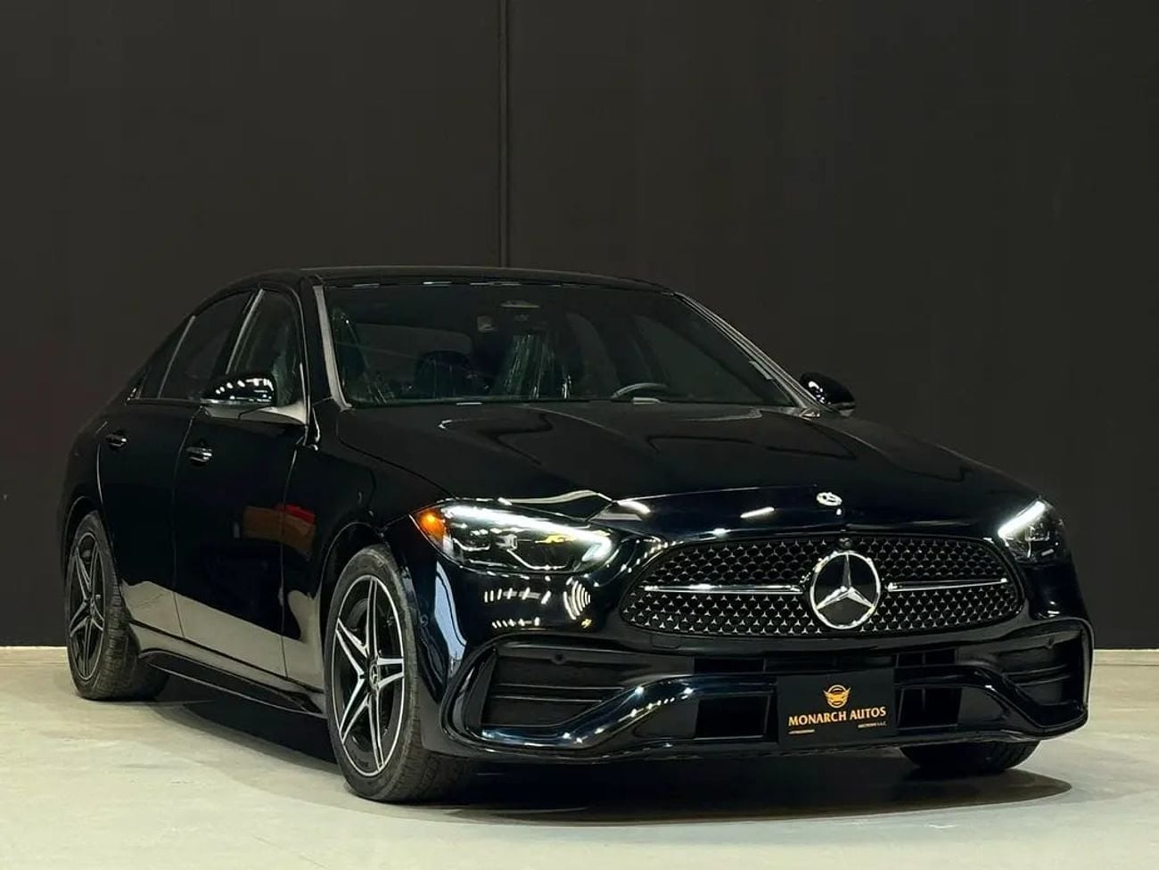 مرسيدس بنز C 300 STANDARD | American Specs | 21,344 KM | AED 138,000