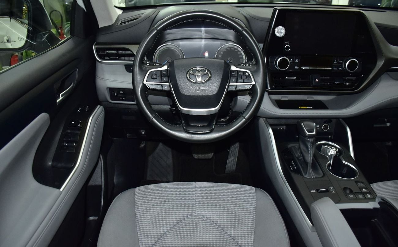 Toyota Highlander GLE HEV EXCELLENT DEAL for our Toyota Highlander Hybrid ( 2023 Model ) in White Color GCC Specs