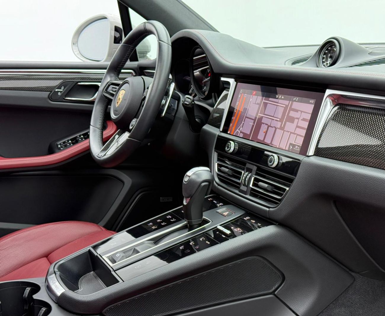 بورش ماكان GTS 2.9L (435 HP) 2024 Porsche Macan GTS