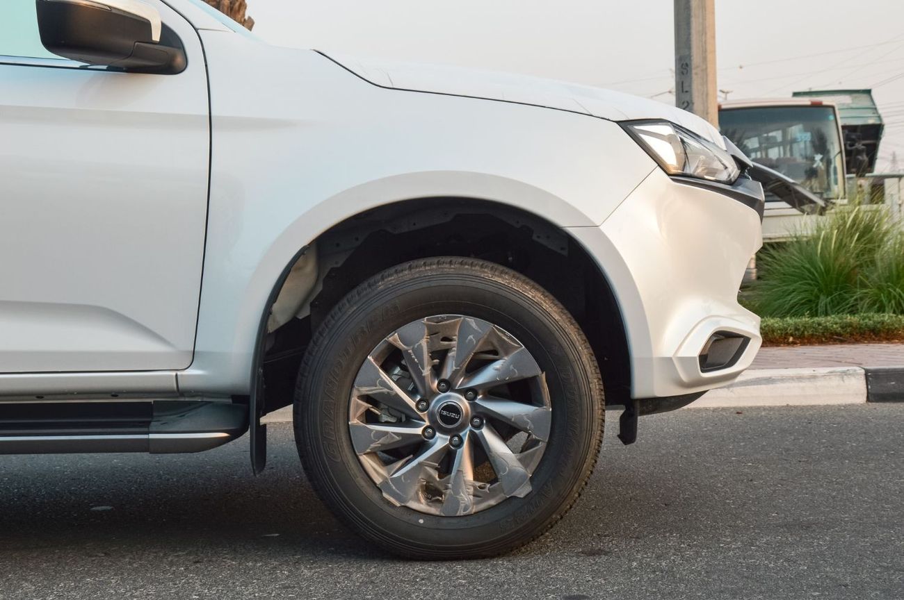 إيسوزو MU X 3.0L 4WD DSL SUV 2023YM